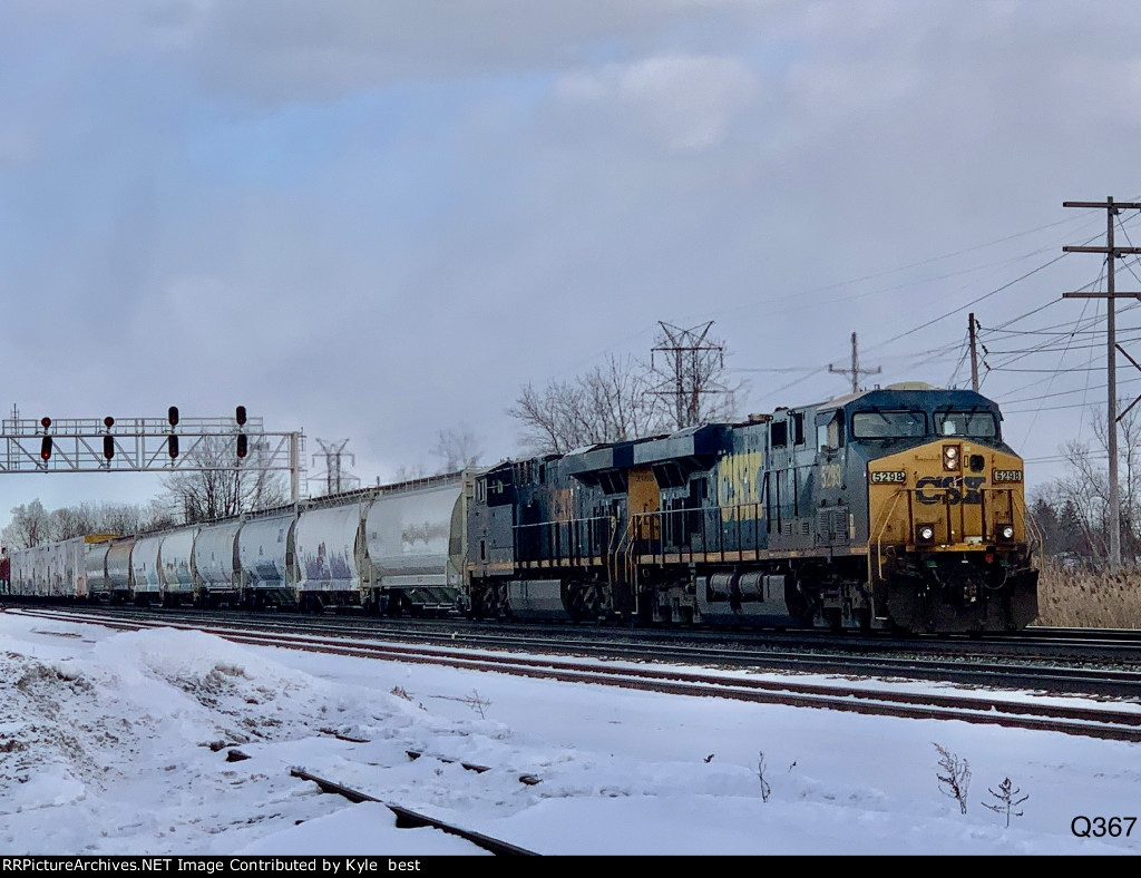 CSX 5298 on Q367